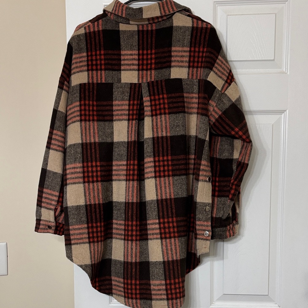 Plaid Button-Up Jacket - Picture 5 of 5